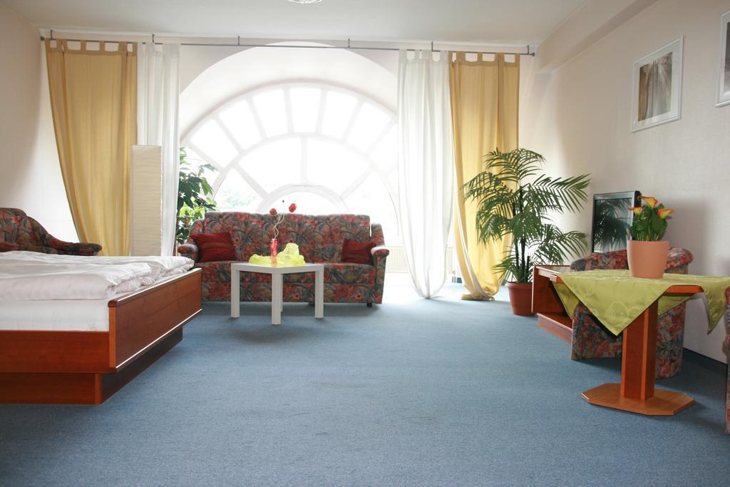 Atrium Hotel Crimmitschau Quarto foto